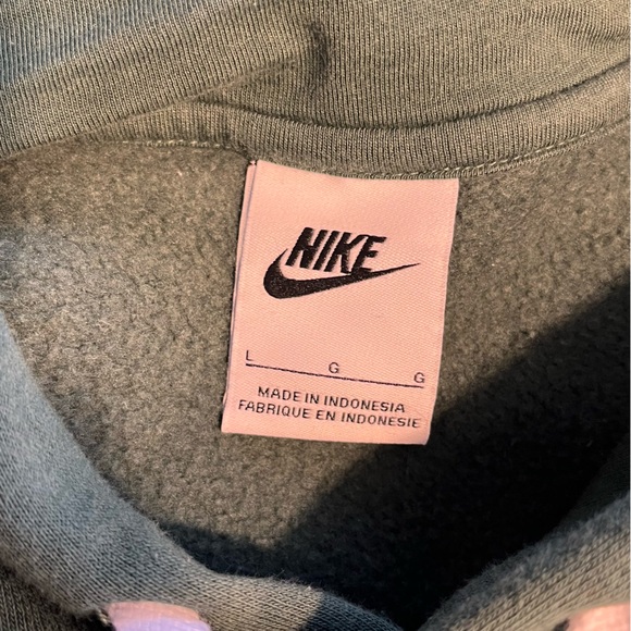 Nike Green Men's Hooded Sweatshirt - Picture 5 of 5